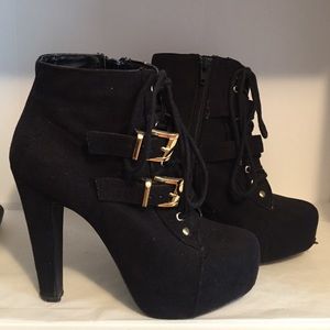 Black Heeled Boots