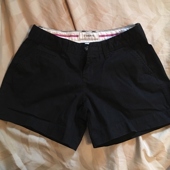 Black Khaki shorts😎