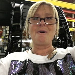 Meet your Posher, Dawn