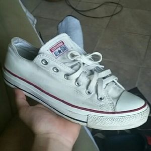 Convers all star  men's 6 women's 8