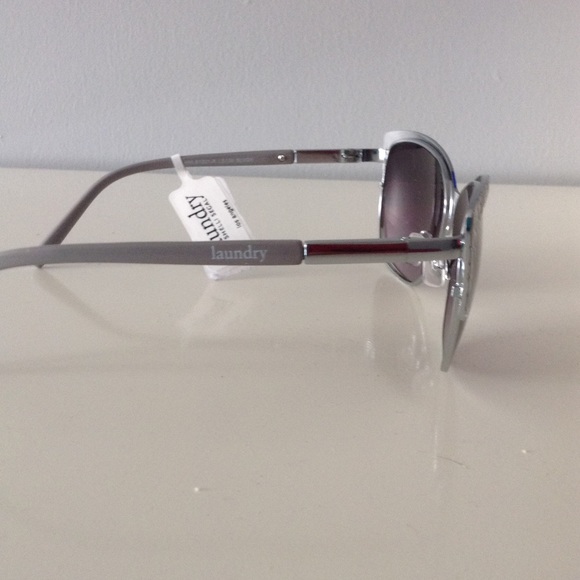 Exclusive Retro Pointed Chrome Cat Eye Shades - Picture 3 of 4