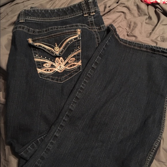 Apt 9 20WS boot-cut Jean with pocket detail