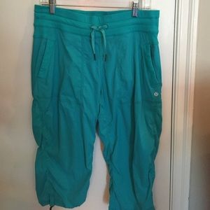 Lululemon Studio Crop, peacock green