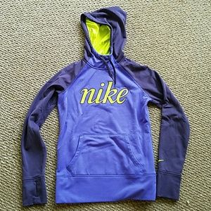Nike sweatshirt