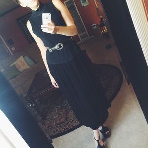 Barbara Lesser Drop Waist Black Midi Dress