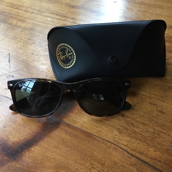 Original Ray Ban Wayfarers