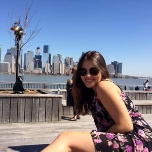 Meet your Posher, Andrea