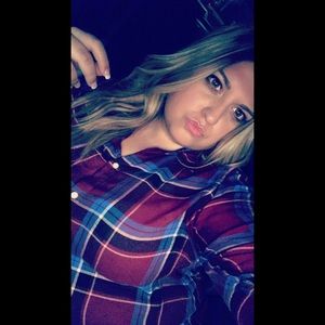 Meet your Posher, Mackenzie jo