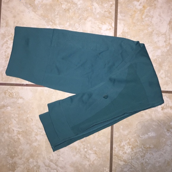 Lululemon zone in crops