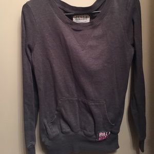 Crew neck sweatshirt.