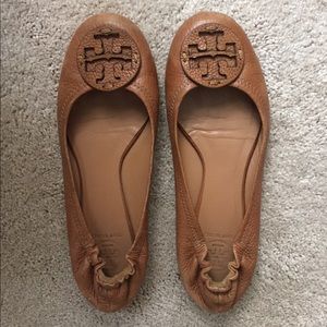 Barely Worn Camel / Tan Tory Burch Flats