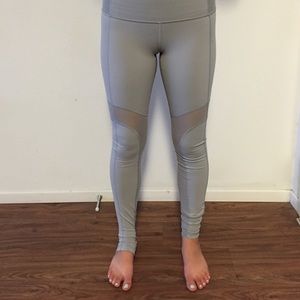 Breathe easy lulu lemon leggings with mesh