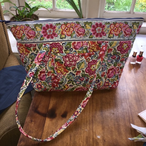 Large Vera Bradley Tote