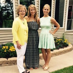 Meet your Posher, Laura