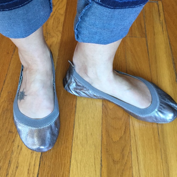 Yosi Samra foldable flats