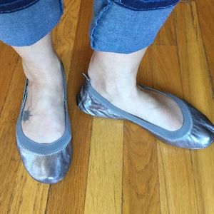 Yosi Samra foldable flats