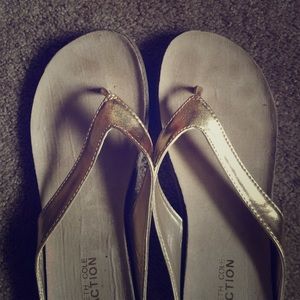 Kenneth Cole sanders