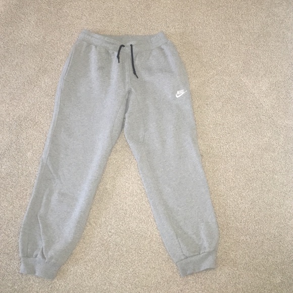 NWOT Nike Joggers