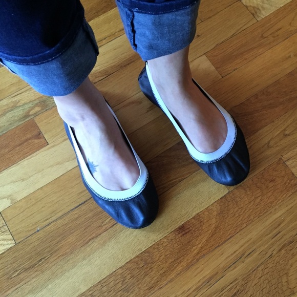 Yosi Samra foldable ballet flat