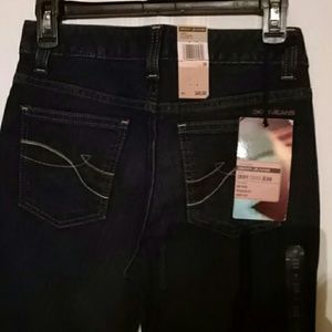 DKNY SOHO JEAN Size 2R NWT