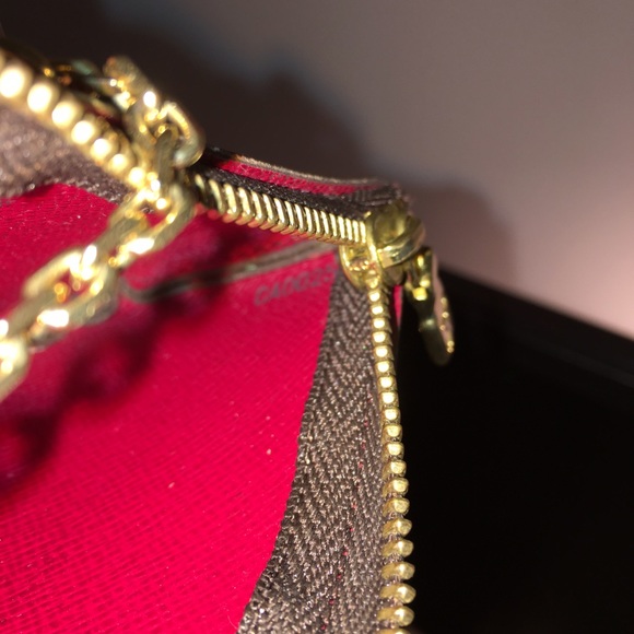 Authentic Louis Vuitton Cerises key cles pouch - Picture 3 of 4