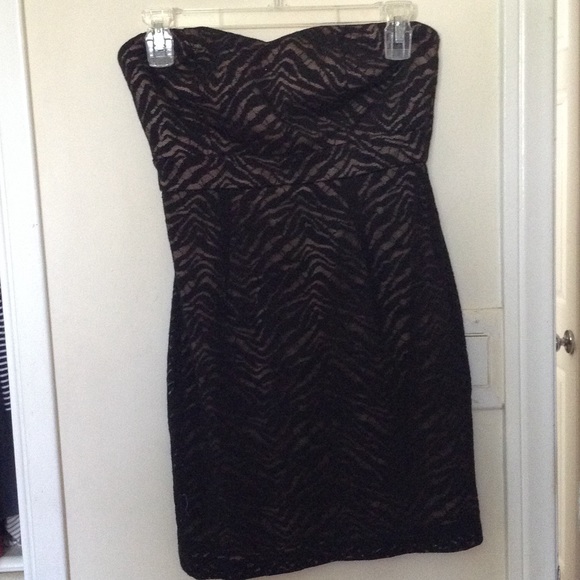 black and nude lace strapless dress