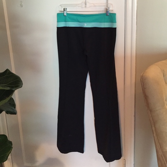 Lululemon groove pant, reversible, gently worn