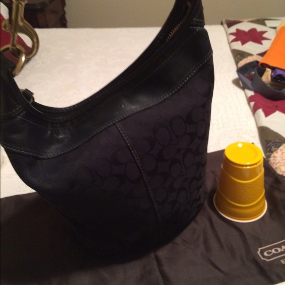 Coach black bucket bag - Picture 2 of 4