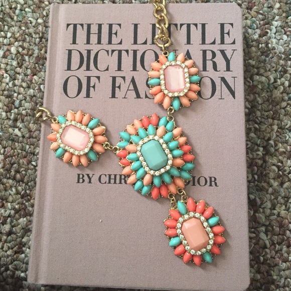 Decorative necklace
