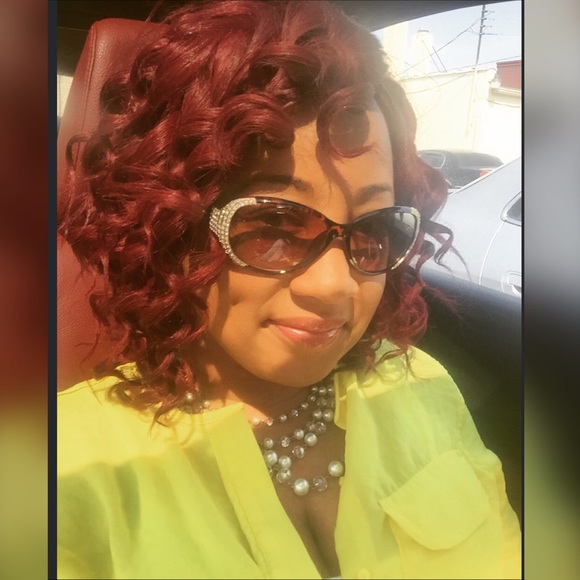 Meet your Posher, Stacey