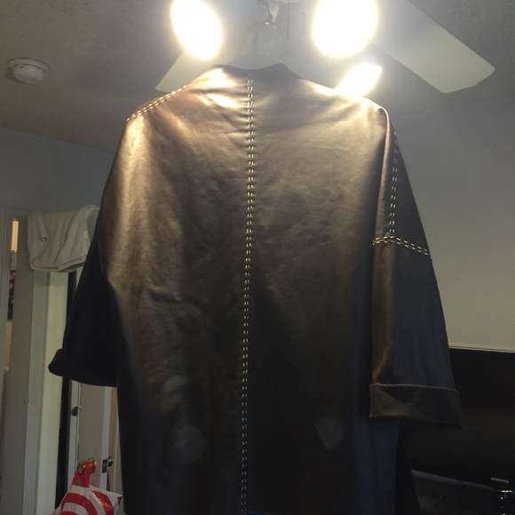 Jacket - Picture 3 of 4