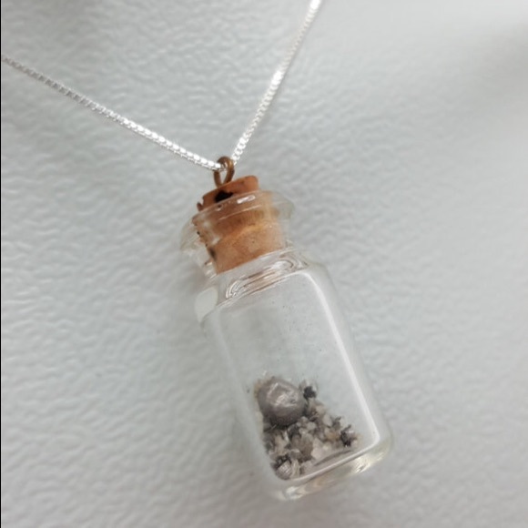 Star necklace - Picture 2 of 3