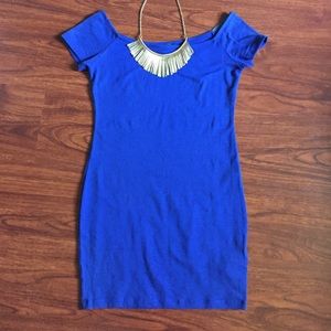 Off the shoulders dress.