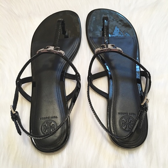 🚫SOLD NEW Tory Burch Black Patent Kieran Sandals! - Picture 2 of 4