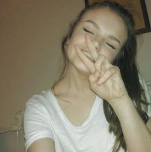 Meet your Posher, Halle