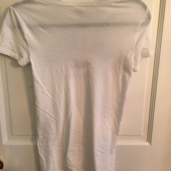 Hollister T-shirt - Picture 3 of 3