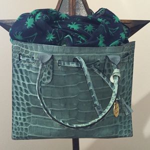 Dooney & Bourke medium-sized teal tote