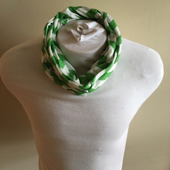 Infinity scarf