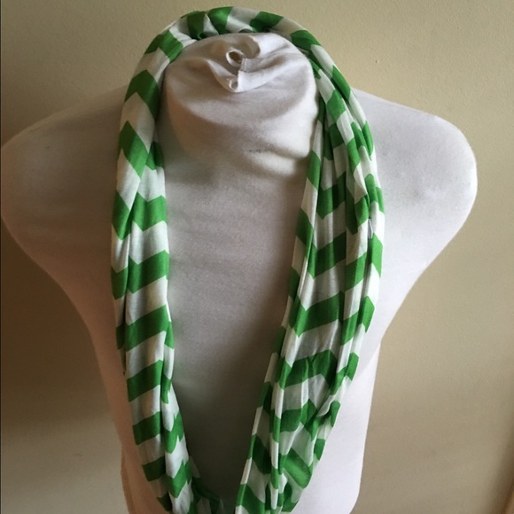 Infinity scarf - Picture 2 of 3