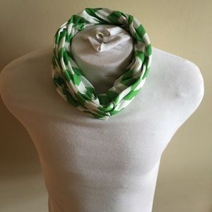 Infinity scarf