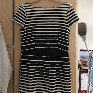 Stripped scoop neck dress