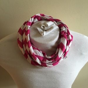 Infinity scarf