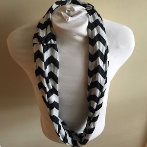 Infinity scarf