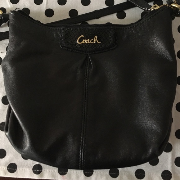 Authentic cross body Coach purse - Picture 3 of 4