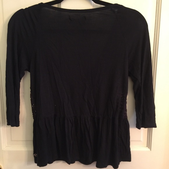 Hollister 3/4 length sleeve top - Picture 3 of 3