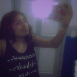 Meet your Posher, Mayra