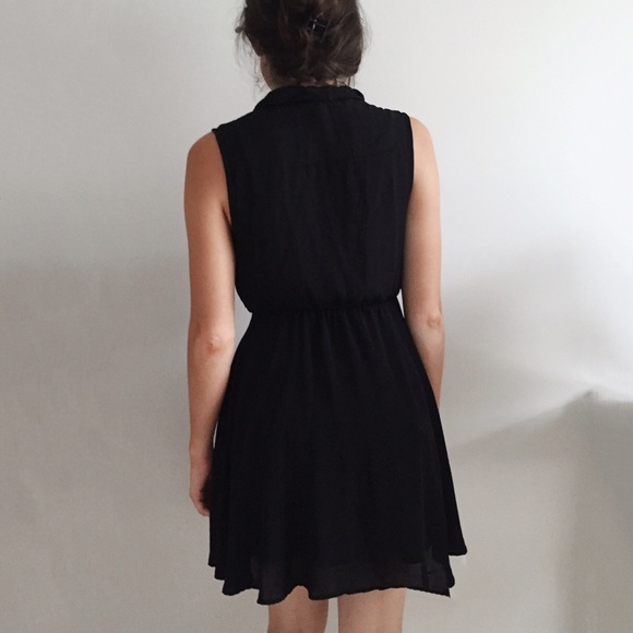 H&M Dresses - H&M Black Work Dress H&M Dresses - H&M Black Work Dress