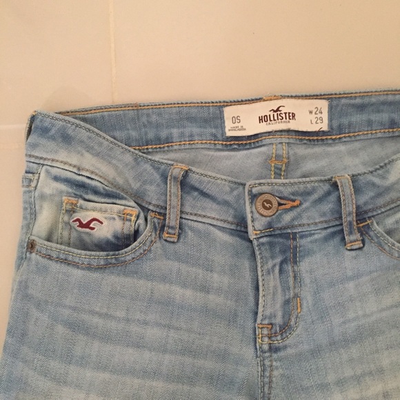 Hollister jeans - Picture 2 of 4