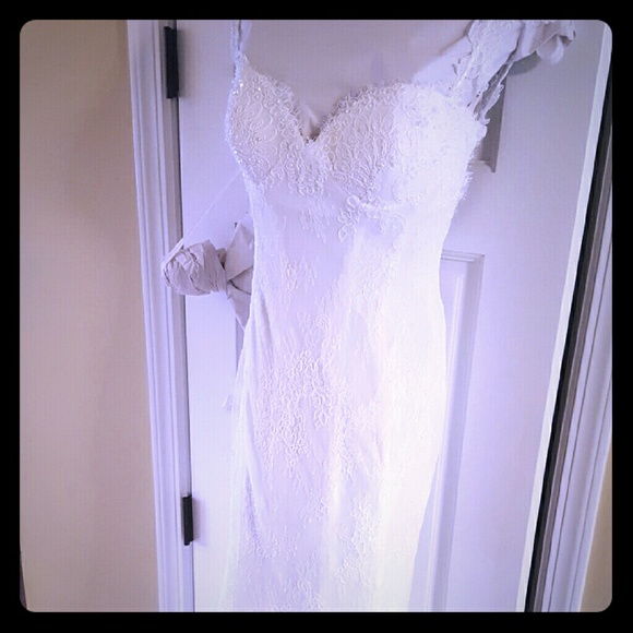 Wedding dress