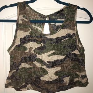 camouflage crop top